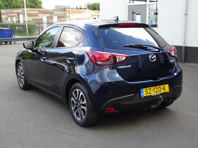 Mazda 2 1.5 Skyactiv-G GT-M Automatische airco, navigatie, parkeersensoren, cruise controle, licht metalen velgen, enz.