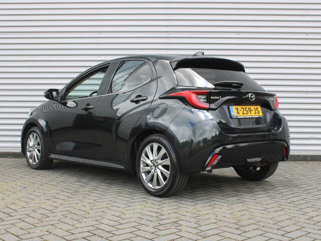 Mazda 2 Hybrid 1.5 Select | 16" LM | Stoel- & stuurverwarming | HUD | Camera | Dodehoek sensor | Clima | Apple Carplay/Android Auto |