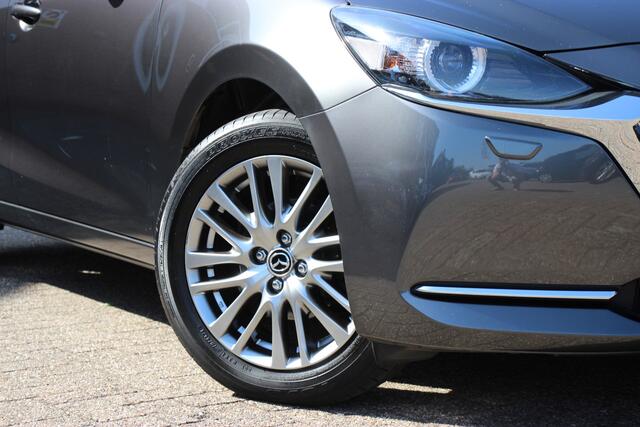 Mazda 2 1.5 Skyactiv-G Luxury | Stoel-/stuurverwarming | BSM | Sensoren | Carplay/Android auto |