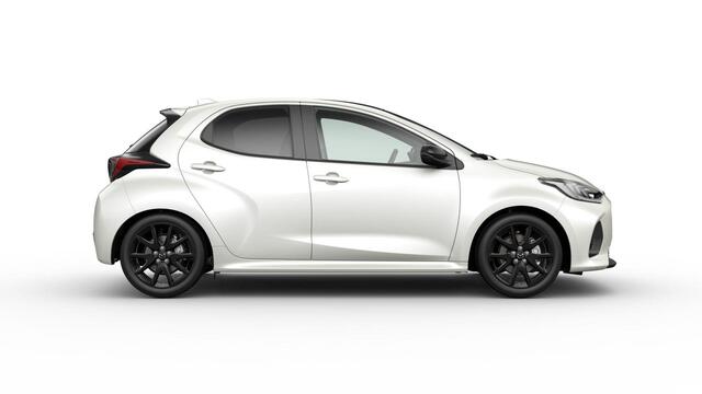 Mazda 2 Hybrid 1.5 Homura Plus / Northern White Pearl / Sportief zwart kunstleder