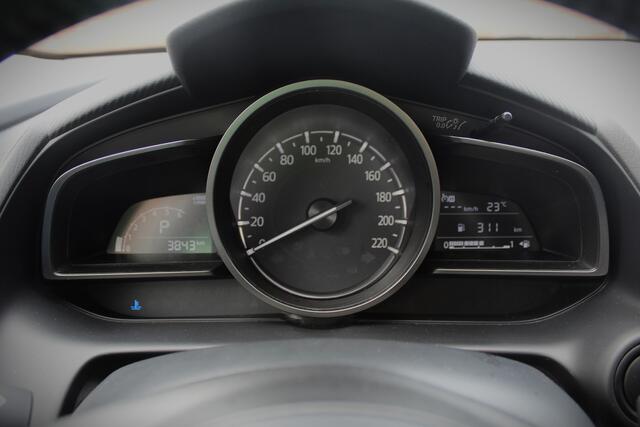 Mazda 2 1.5 SkyActiv-G 90 Homura - Stoel- stuurverwarming, Cruise, Achteruitrijcamera, Airco!