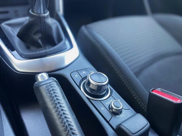 Mazda 2 1.5 Skyactiv-G Dynamic+ | Navi | All Season banden | Parkeersensoren |