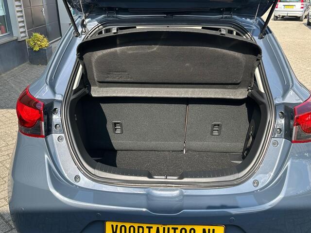 Mazda 2 1.5 Skyactiv-G Luxury | Navigatie | Camera | Apple Carplay | Stoelverwarming | Lichtmetalen Velgen 16" | PDC |