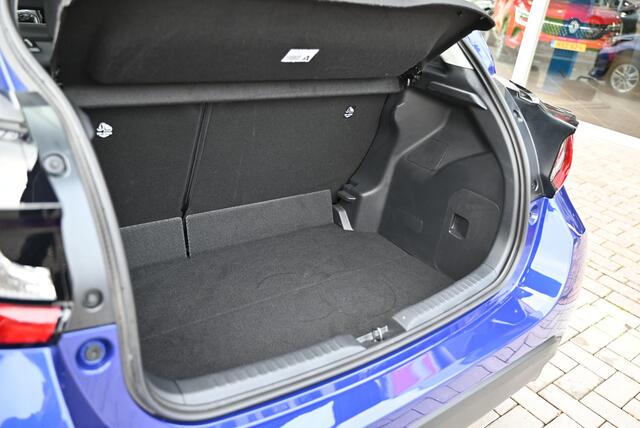 Mazda 2 Hybrid 1.5 Centre-line