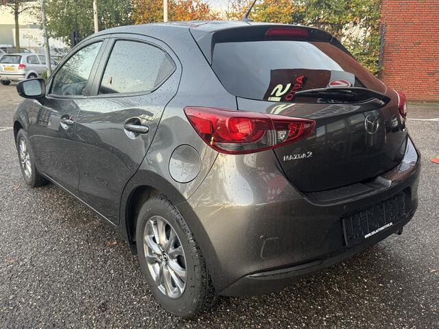 Mazda 2 1.5 Skyactiv-G Comfort // NAVI + CARPLAY // PDC // CRUISE // AIRCO // STOELVERWARMING