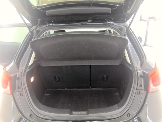 Mazda 2 1.5 90pk Dynamic+