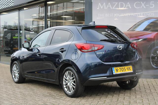 Mazda 2 1.5 Skyactiv-G Luxury Automaat, HUD, Cruise, Clima, Navi, Stuurverwarming, Stoelverwarming, Apple Carplay, BSM, LMV 16 Inch, All Season, Camera