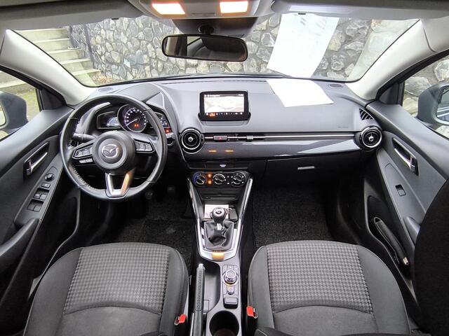 Mazda 2 1.5 Skyactiv-G Sport Selected Navi,carplay, camera, prive glas,