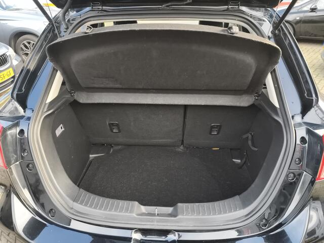 Mazda 2 SkyActiv-G 90 GT-Luxury