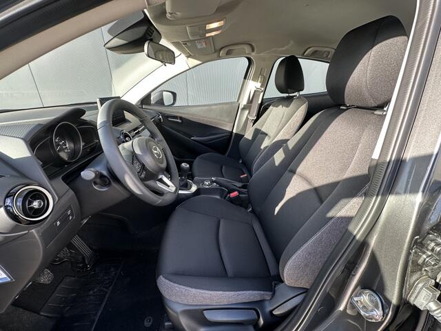 Mazda 2 1.5 e-SkyActiv-G Centre Line | C&C Pack