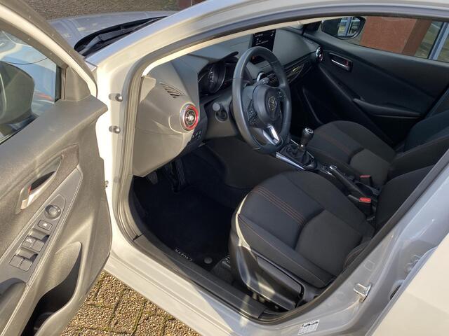 Mazda 2 1.5 e-SkyActiv-G 90 Homura