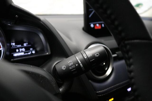 Mazda 2 1.5 Skyactiv-G Luxury | CARPLAY | NAVI | HEADUP | NAP | NL AUTO |