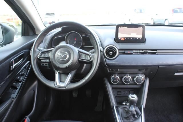 Mazda 2 1.5 Skyactiv-G Luxury Camera/Navi/Headup