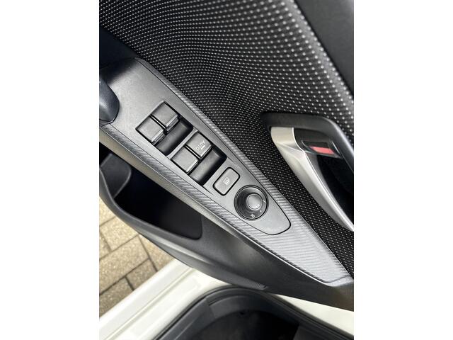 Mazda 2 1.5 Skyactiv-G Sportive Dealer Onderhouden / Apple Carplay-Android Auto