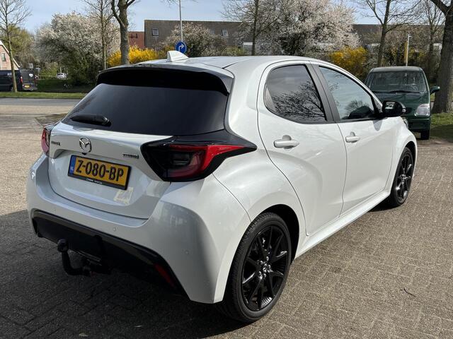 Mazda 2 Hybrid 1.5 Homura 1e Eig., NL-Auto, Apple Carplay/ Android Auto, A-Rij-Camera, Parkeerhulp vóór, Key-Less, Trekhaak, Stoelverwarming , Stuurverwarming, LM Black.