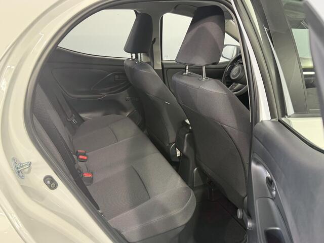 Mazda 2 Hybrid 1.5 Prime-line / NL auto / Dealer demo / Climate Control / Apple Carplay / Automaat