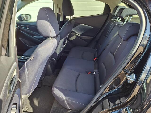 Mazda 2 1.5 SKYACT-G LUXURY CAMERA/CARPLAY/CRUISE/STOELVERW