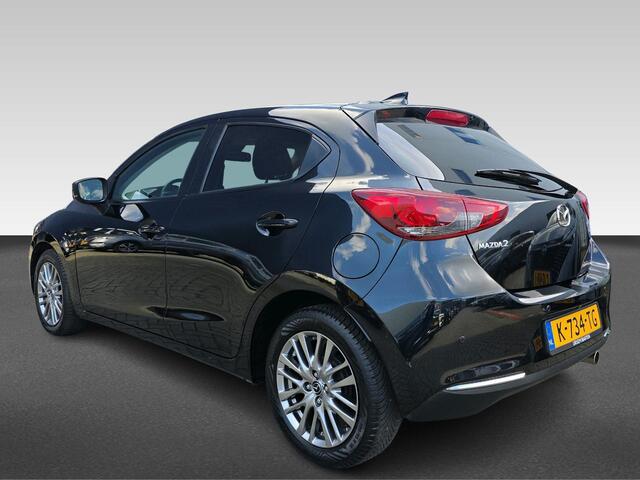 Mazda 2 1.5 Skyactiv-G Luxury | Stoel/Stuurverwarming | Headup display | Achteruitrijcamera | Cruisecontrol | Carplay/Androidauto |