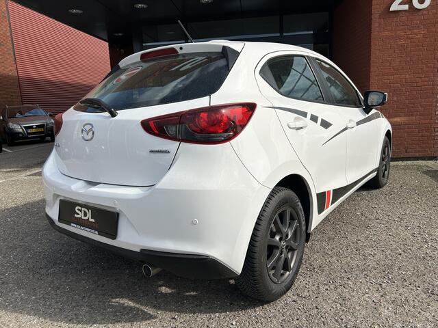 Mazda 2 1.5 Skyactiv-G Comfort // LED // NAVI + CARPLAY // PDC // CRUISE // STOELVERWARMING