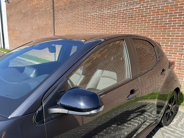 Mazda 2 Hybrid 1.5 Homura | AUTOMAAT | CARPLAY | 17- INCH LMV BLACK | STOELVERWARMING | STUURVERWARMING |