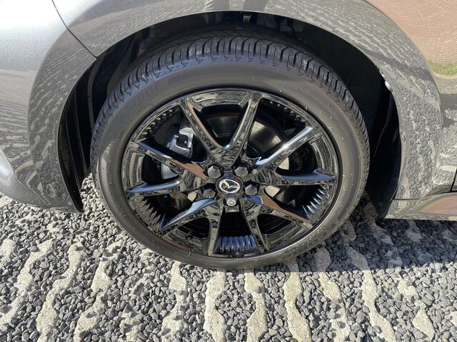 Mazda 2 Hybrid 1.5 Homura | AUTOMAAT | CARPLAY | 17- INCH LMV BLACK | STOELVERWARMING | STUURVERWARMING |