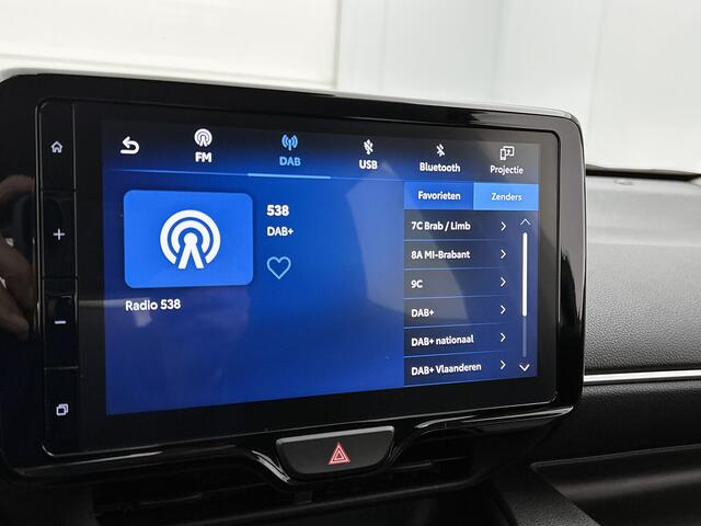 Mazda 2 Hybrid 1.5 Center-line | Stoelverwarming | Camera | LM Velgen | Apple Carplay/Apple Carplay |