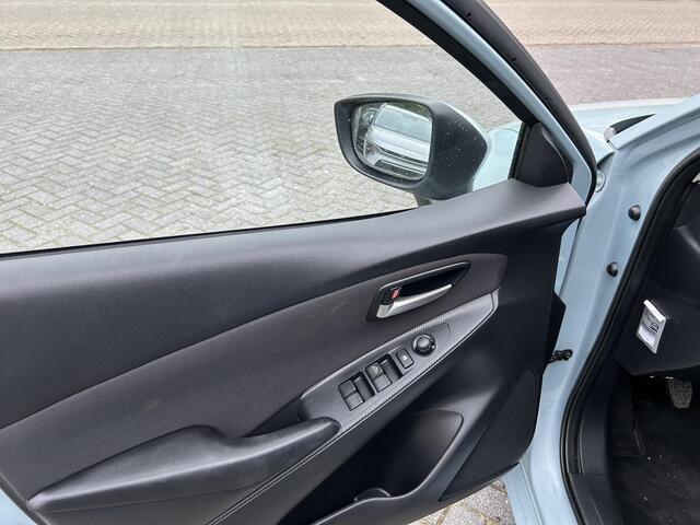 Mazda 2 1.5 e-SkyActiv-G 90 Centre-Line