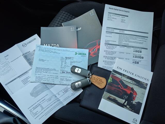 Mazda 2 1.5 Skyactiv-G S, STOELVERWARMING / CLIMATE CONTROL