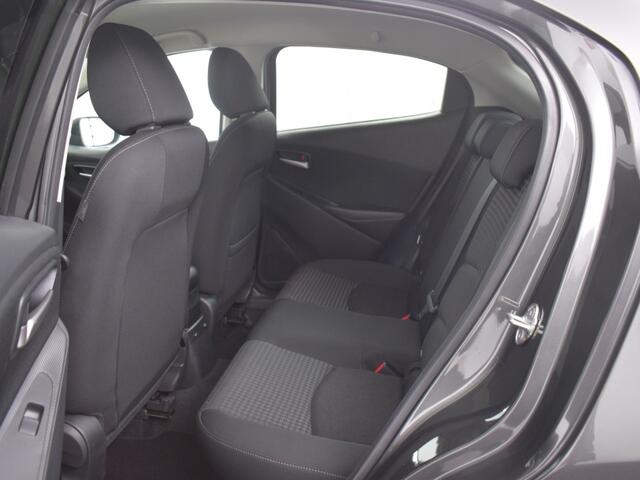 Mazda 2 1.5 Sport Selected NAVI 16" LMV CAMERA