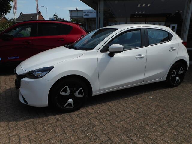 Mazda 2 1.5 e-SkyActiv-G 90 Centre-Line