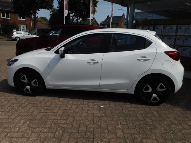 Mazda 2 1.5 e-SkyActiv-G 90 Centre-Line
