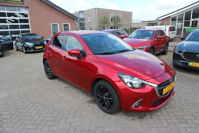 Mazda 2 1.5 Skyactiv-G TS+ Navigatie ,carplay.