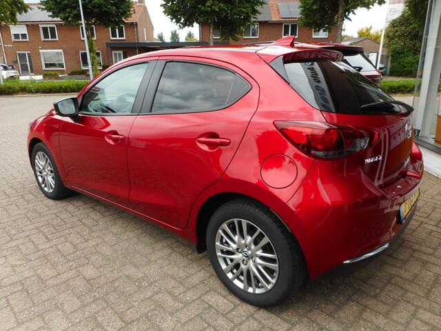Mazda 2 1.5 Skyactiv-G Luxury Car play