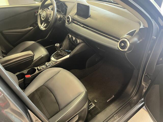Mazda 2 1.5 Hybrid /Skyactiv-G Signature / Camera / Head-up / Stoel-Stuurverw. /