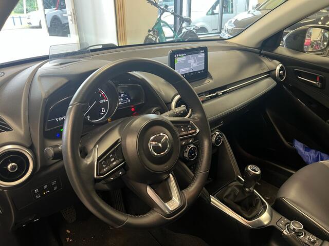 Mazda 2 1.5 Hybrid /Skyactiv-G Signature / Camera / Head-up / Stoel-Stuurverw. /
