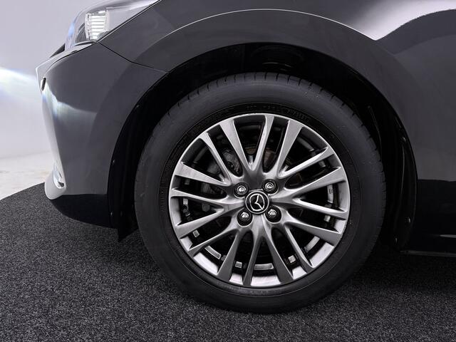 Mazda 2 1.5 Skyactiv-G Luxury | Stoel en Stuurwielverwarming |