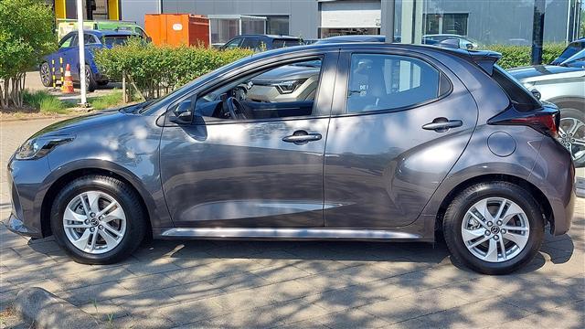 Mazda 2 1.5 Centre-line Automaat