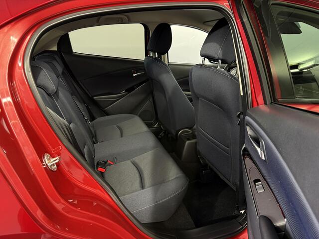 Mazda 2 1.5 Skyactiv-G Luxury / NL auto / Navigatie / Dealer onderhoud / Apple Carplay