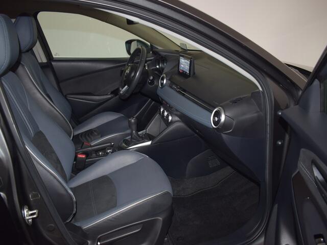 Mazda 2 1.5 Signature NAVI CAMERA KEY LESS LMV