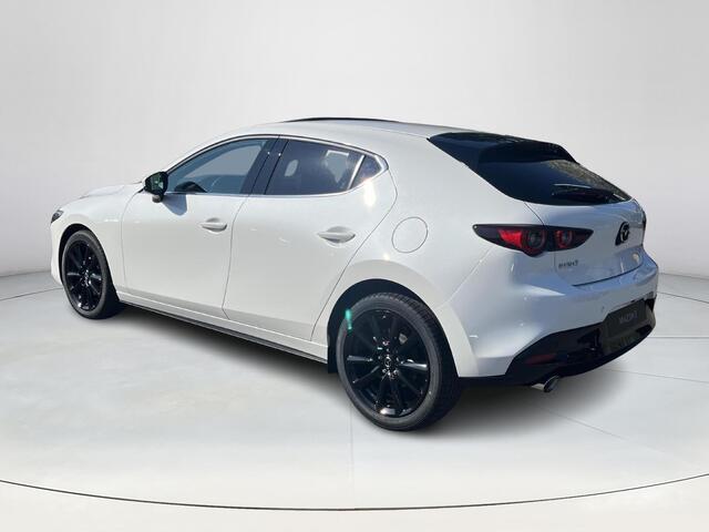 Mazda 3 2.0 e-SkyActiv-X M Hybrid 186 Takumi | Sunroof Pack | Rood leder | Model 2025 | Uit voorraad leverbaar |