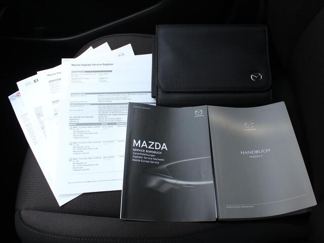 Mazda 3 2.0 e-SkyActiv-G M Hybrid 122 / Navigatie + Apple Carplay/Android Auto / Cruise Control Adaptief / Head-Up Display / 18" Lichtmetalen Velgen / Airco /