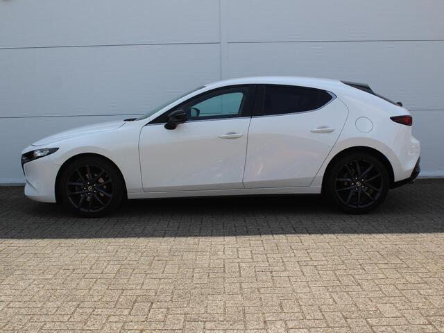 Mazda 3 2.0 e-SkyActiv-G M Hybrid 122 / Navigatie + Apple Carplay/Android Auto / Cruise Control Adaptief / Head-Up Display / 18" Lichtmetalen Velgen / Airco /