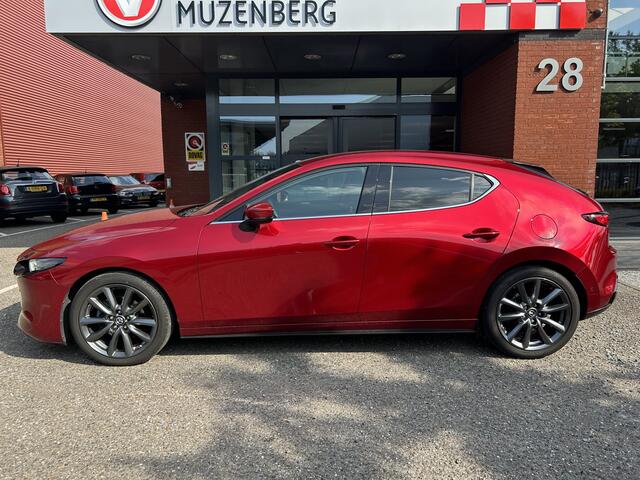 Mazda 3 2.0 e-SkyActiv-G M Hybrid 122 Luxury // FULL LED // NAVI + CARPLAY // 360 CAMERA + SENSOREN // BOSE AUDIO // HUD // ADAPTIV CRUISE