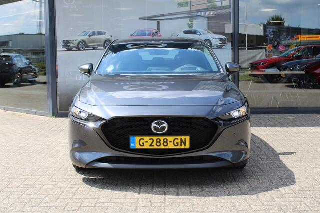 Mazda 3 2.0 e-SkyActiv-X M Hybrid 180 Comfort met Bose + leer, LMV 18 Inch, HUD, Bose®, Stuurverwarming, Stoelverwarming, Clima, Apple Carplay, PDC, Camera, Navi, Adap. Cruise