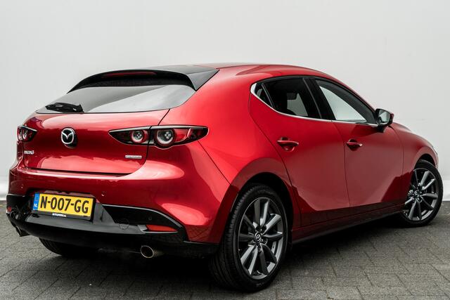 Mazda 3 2.0 e-SkyActiv-G M Hybrid 150 Sportive | 18 inch | Adapt. Cruise | Camera | PDC