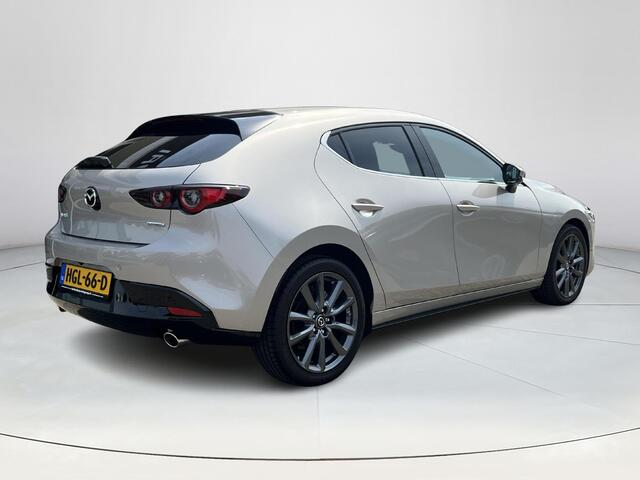 Mazda 3 2.5 e-SkyActiv-G M Hybrid 140 Takumi | Bose | Automaat | Elektrische verstelbare stoelen met stoelgeheugen | Stoel/stuurverwarming | 360 graden camera | Apple Carplay/Android Auto | Privacy glass | Leder |