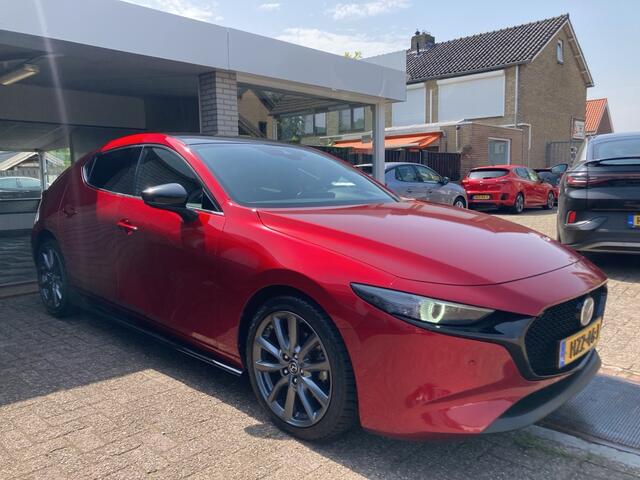 Mazda 3 2.0 SkyActiv 122pk Bose / Navi