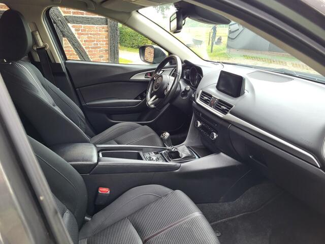Mazda 3 storing, APK verlopen
