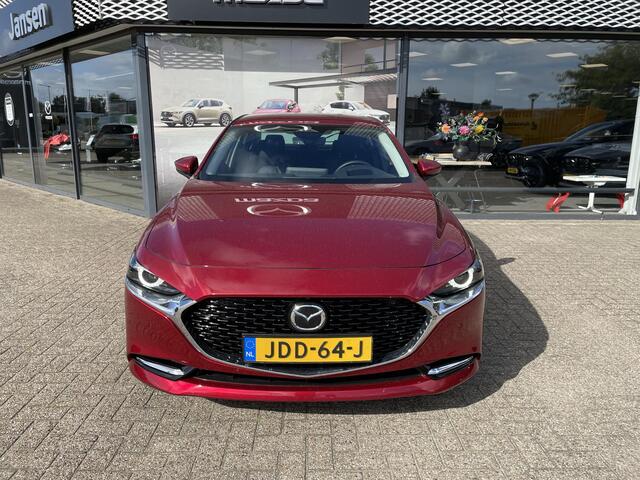 Mazda 3 3 Sedan 2.0 E-SkyActiv-X 186 Takumi Demovoordeel ¤ 5.000,- , Automaat, Leder, Bose, 360 Camera, HUD, LMV 18 Inch, Clima, Stoelverwarming, Stuurverwarming, Navi, Apple Carplay, LKA, Adap. Cruise