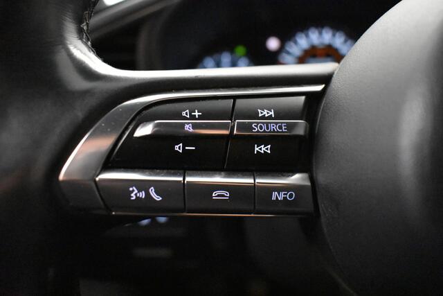 Mazda 3 2.0 e-SkyActiv-X M Hybrid 180 PKLuxury Trekh Camera Vol Leder dodeh detec